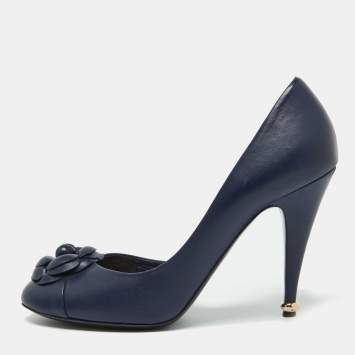 Pre Owned Chanel Navy Blue Leather Camellia Accent D'orsay Pumps Size 42