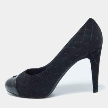 Pre Owned Chanel Navy Blue/Black Quilted Suede and Patent Leather CC Cap Toe Pumps Size 41