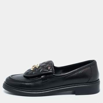 Pre Owned Chanel Black Quilted Leather CC Turnlock Slip On Loafers Size 38.5