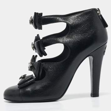 Pre Owned Chanel Black Leather Crystal Star Bow Booties Size 39.5