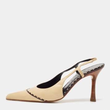 Pre Owned Chanel Beige/Black Leather Slingback Pumps Size 38.5