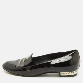 Pre Owned Chanel Black Patent Leather CC Faux Pearl Smoking Slippers Size 36.5