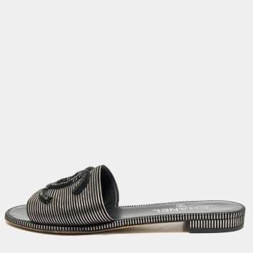 Pre Owned Chanel Black/Silver Leather and Suede CC Flat Slides Size 38.5