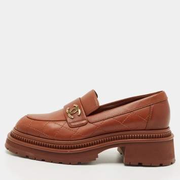Pre Owned Chanel Brown Leather CC Loafers Size 36