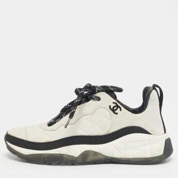 Pre Owned Chanel Grey/White Suede and Canvas CC Low Top Sneakers Size 36