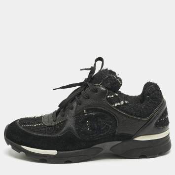 Pre Owned Chanel Black Suede and Tweed Interlocking CC Logo Low Top Sneakers Size 39.5