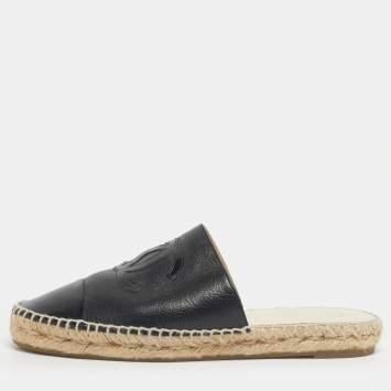 Pre Owned Chanel Black Patent and Leather CC Espadrille Mules Size 38