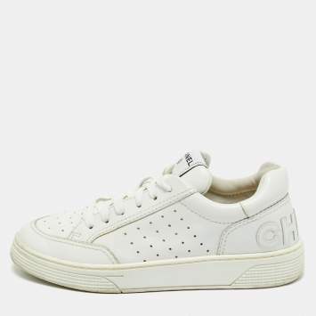 Pre Owned Chanel White Leather CC Low Top Sneakers Size 38