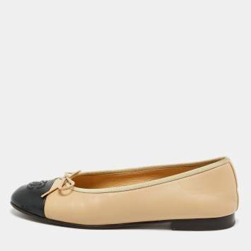 Pre Owned Chanel Beige/Black Leather Bow CC Cap Toe Ballet Flats Size 36.5