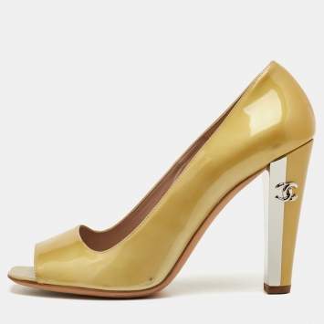 Pre Owned Chanel CC Size 41 Yellow Patent Leather Peep Toe Pumps