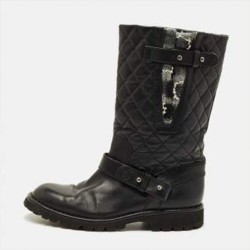 Pre Owned Chanel  Size 40 Black Quilted Leather Motorcycle Boots