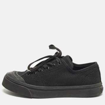 Pre Owned حذاء رياضي شانيل كنفس أسود بعنق منخفض مقاس 37