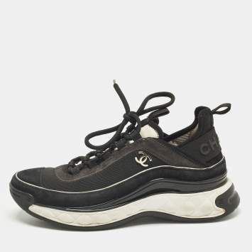 مملوكة مسبقًا Chanel CC Size 37.5 Black Mesh and Suede Lace Up Sneakers