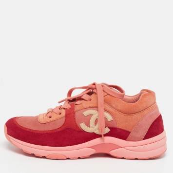 مملوكة مسبقًا حذاء رياضي شانيل مزين سي سي متعدد الألوان سويد بأربطة مقاس 38