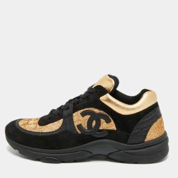 مملوكة مسبقًا حذاء رياضي شانيل سي سي جلد زهري/ذهبي، وشامواه وتويد بعنق منخفض مقاس 39