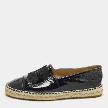 مملوكة مسبقًا Chanel CC Size 39 Black Patent Leather Cap Toe Espadrille Flats