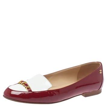 Pre Owned Chanel Red/White Patent Leather Chain-link Loafers Size 38.5