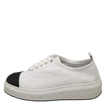 Pre Owned Chanel White/Black Leather Interlocking CC Logo Chunky Sneakers EU 37