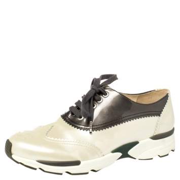 Pre Owned Chanel Cream/Grey Patent Leather CC Oxford Sneakers Size 37.5
