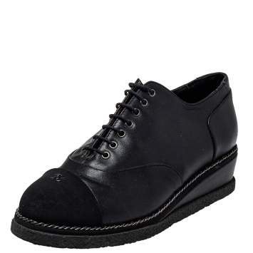 Pre Owned Chanel Black Leather And Fabric CC Cap Toe Wedge Oxford Size 36