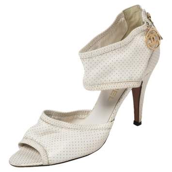 Pre Owned Chanel White Leather Open Toe Ankle Strap Sandals Size 37