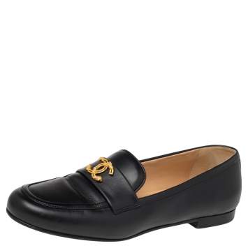 Pre Owned Chanel Black Leather CC Logo  Slip On Loafers Size 38