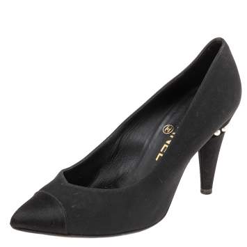 Pre Owned Chanel Black Canvas CC Cap Toe Pumps Size 37