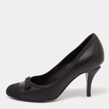 Pre Owned Chanel  Black Canvas And Leather CC Cap Toe Pumps Size 36