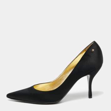 Pre Owned Chanel Black Satin Pointed Toe Pumps Size 41