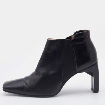 Pre Owned Chanel Black Leather Square Toe Ankle Chelsea Boots Size 37.5