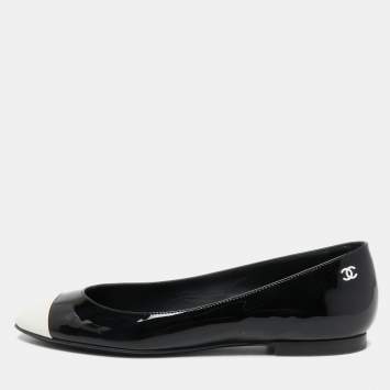 Pre Owned Chanel Black/White Patent Leather Cap Toe CC Ballet Flats Size 38