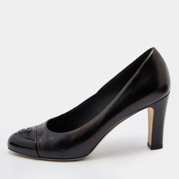 Pre Owned Chanel Black Leather and Patent CC Cap Toe Pumps Size 38