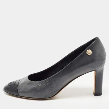 Pre Owned Chanel Grey/Black Cracked Leather Pointed Toe Pumps Size 39