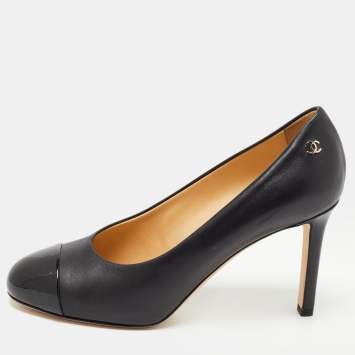 Pre Owned Chanel Black Leather and Patent Cap Toe CC Pumps Size 36.5