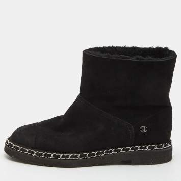 Pre Owned Chanel  Black Suede Chain Detail Ankle Boots Size 39