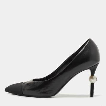 Pre Owned Chanel Black Leather and Fabric Faux Pearl Cap-Toe Pointed-Toe Pumps Size 37.5