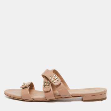 Pre Owned Chanel Beige Leather CC Turnlock Triple Strap Flat Slides Size 39.5