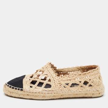 Pre Owned Chanel Beige/Black Canvas and Woven Raffia Espadrille Flats Size 40