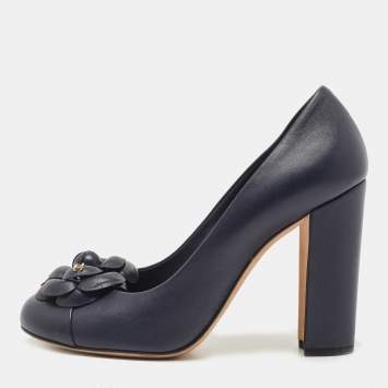 Pre Owned Chanel Blue Leather Camellia CC Cap Toe Block Heel Pumps Size 38.5
