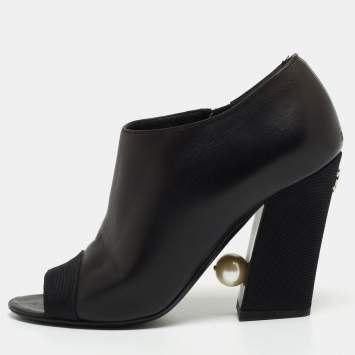 Pre Owned Chanel Black Leather Faux Pearl Open Toe Ankle Booties Size 35.5