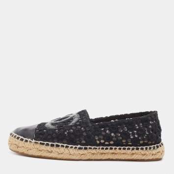 Pre Owned Chanel Black Lace and Patent Leather CC Espadrille Flats Size 37