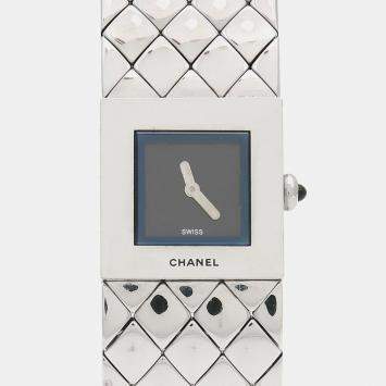 Pre Owned Chanel Matelasse Quartz Black Stainless Steel Women's Wristwatch 19 mm