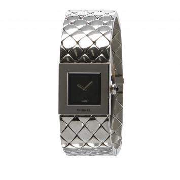 Pre Owned Chanel Black Stainless Steel Quilted Mademoiselle Women's Wristwatch 19 MM
