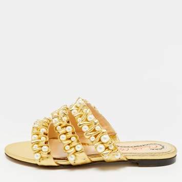 Pre Owned Charlotte Olympia Pearl Embellished Size 35 Gold Pleated Leather Flat Slides