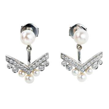 Pre Owned Chaumet Josephine Aigrette Diamond & Cultured Pearls 18k White Gold Earrings