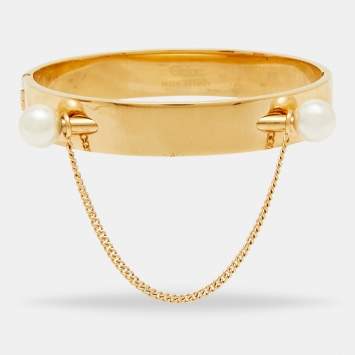 Pre Owned Chloe Gold Tone Pierced Pearl Darcy Bracelet S/M