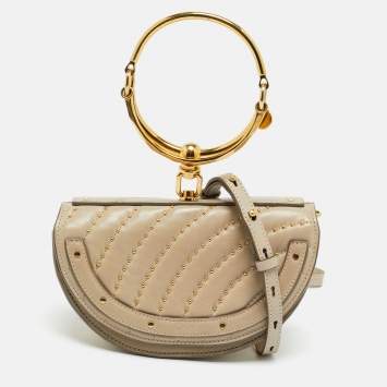 Pre Owned Chloé Beige Quilted Leather Studded Nile Bracelet Minaudiere Crossbody Bag