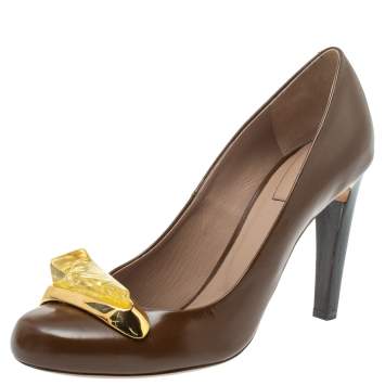 Pre Owned Chloe Brown Leather Crystal Embellished Round Toe Pumps Size 39