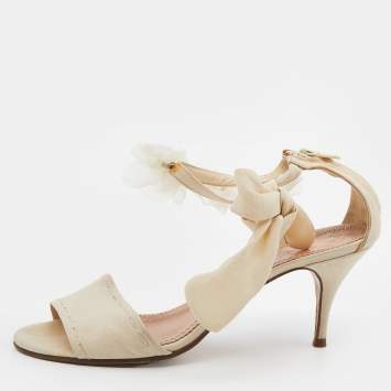 مملوكة مسبقًا Chloe Beige Fabric Floral Knotted Ankle Cuff Open Toe Sandals Size 39.5