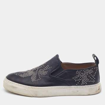 Pre Owned Chloe Black Studded Leather Susanna Slip On Sneakers Size 39